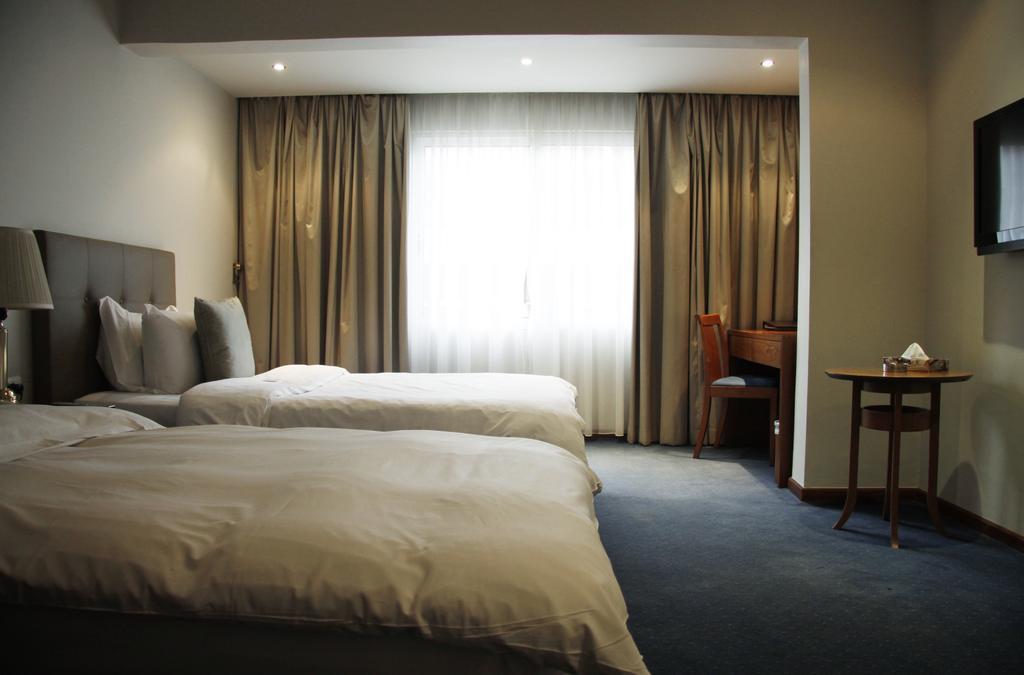 Plaza Hotel Beirut Beirute Exterior foto